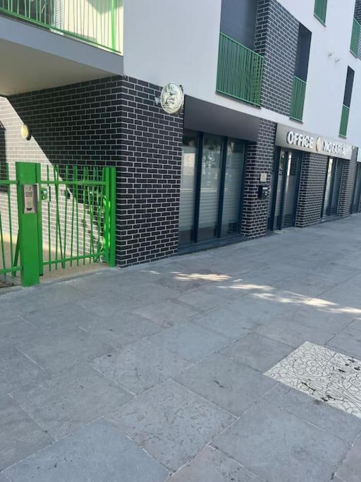 Harmonieux/Bezannes/Pkg Prive Apartment Exterior photo